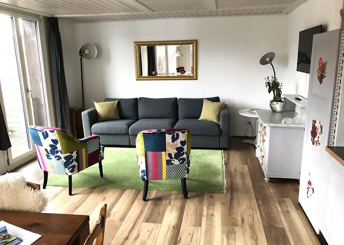 Ula\'S Holiday Apartments